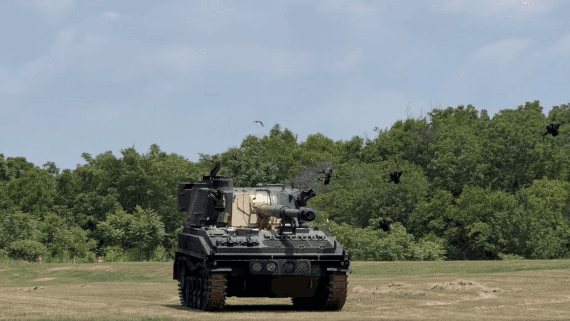 US company’s AI lets Ukraine’s cheap kamikaze drones track targets on their own